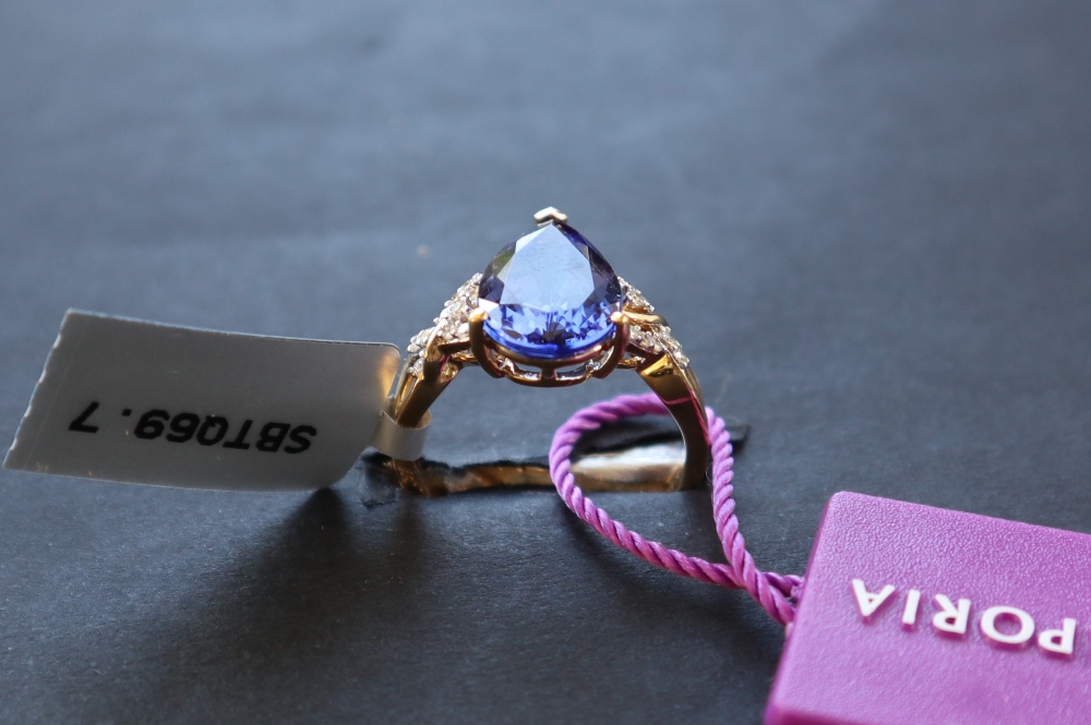 Gemporia - An 18ct gold Tanzanite Lorique ring, with a pear shaped 4. - Image 3 of 5