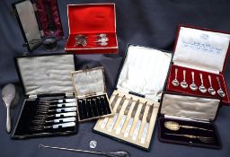 A set of six George V silver gilt cockerel mounted cocktail sticks, Birmingham, 1926,