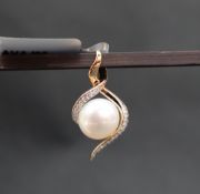 Gemporia - An 18ct gold South Sea cultured pearl and diamond pendant,