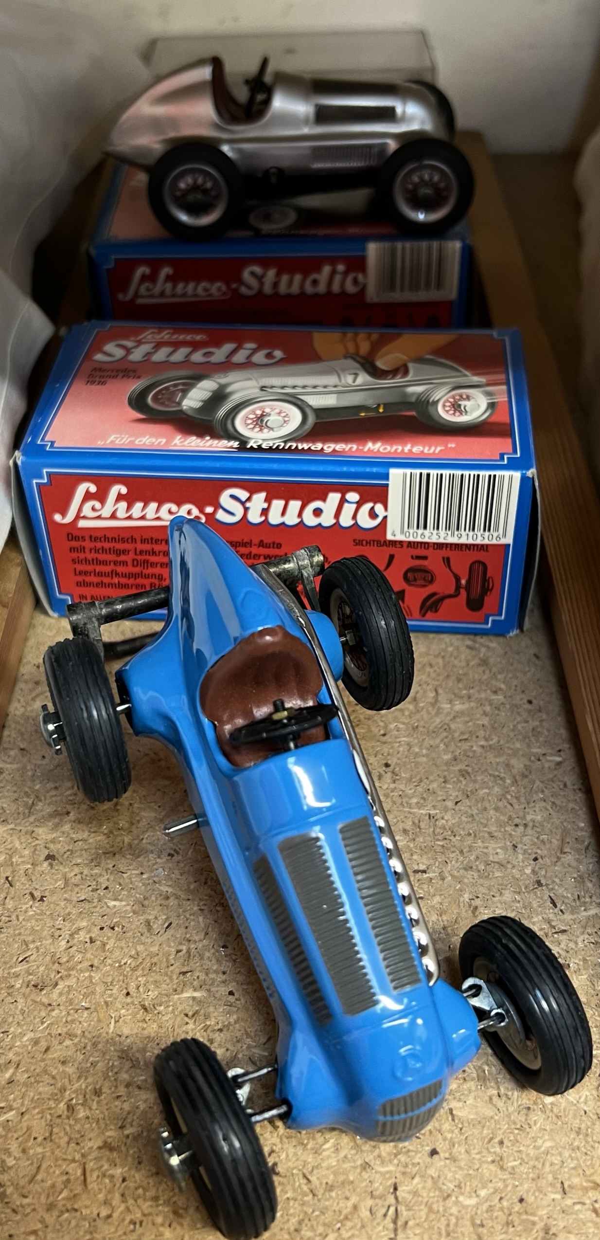 Two Schuco studio model cars, 1060 and 1062,