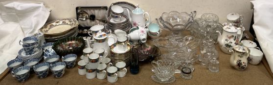 A Tuscan china part coffee set, together with Royal Albert part tea sets, Yuan pattern part tea set,