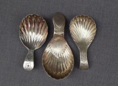 A George III silver caddy spoon, with a shell shaped bowl, Birmingham, 1813,