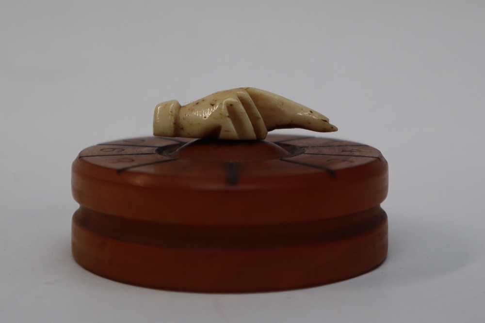 A whist marker of circular form with a bone hand pointer together with bone dice, penknife, - Image 6 of 6