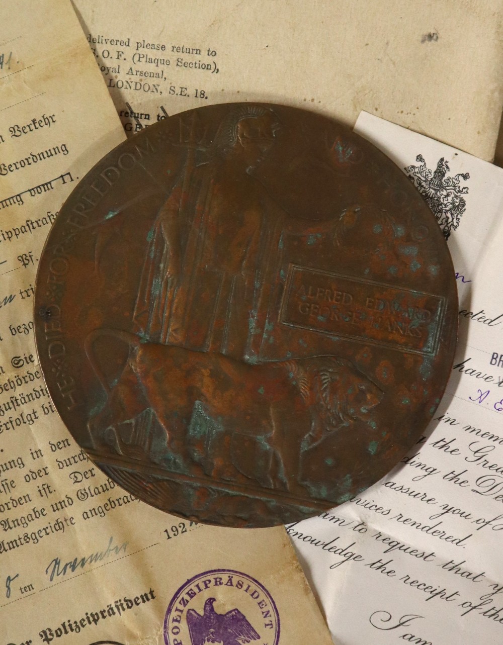 A World War I bronze Memorial plaque (Dead Man's Penny) issued to Alfred Edward George Hanks, - Image 2 of 6