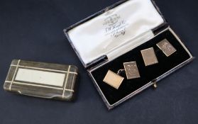 A pair of 9ct gold cufflinks of rectangular form, approximately 4.