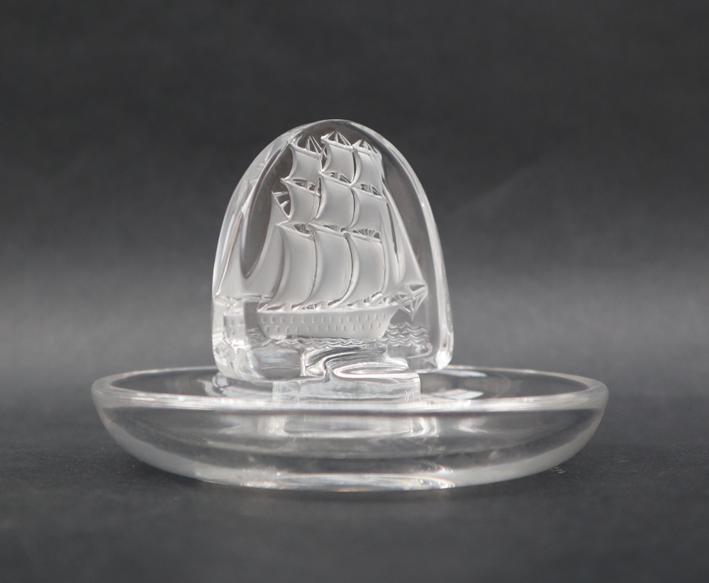 A Lalique pin tray, the oval panel decorated with a three masted ship, marked Lalique, France, 9. - Image 3 of 4