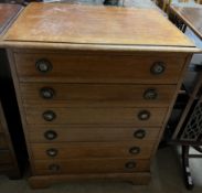 An Edwardian mahogany chest, the rectangular moulded top above six drawers on bracket feet,