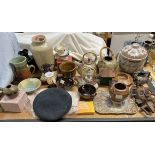 A Jeremy Leach studio pottery vase together with a Chinese dressing table tray,