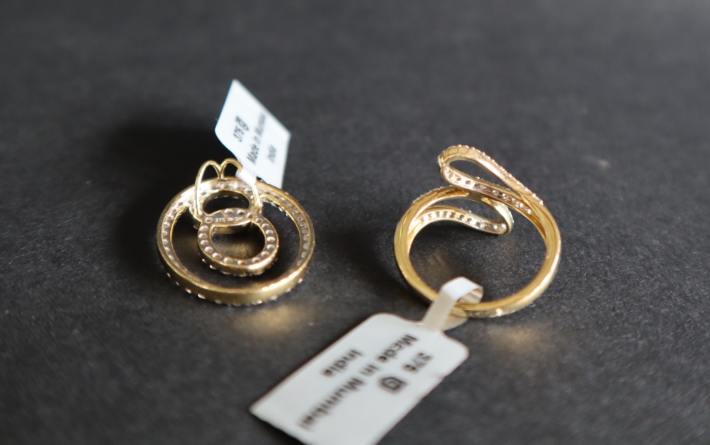 Gemporia - A 9ct gold Tomas Rae diamond pendant, set with round cut diamonds totalling 1ct, - Image 3 of 5