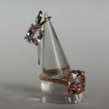 Gemporia - A Tomas Rae kolum kunzite and diamond 9ct gold ring set with a 6.