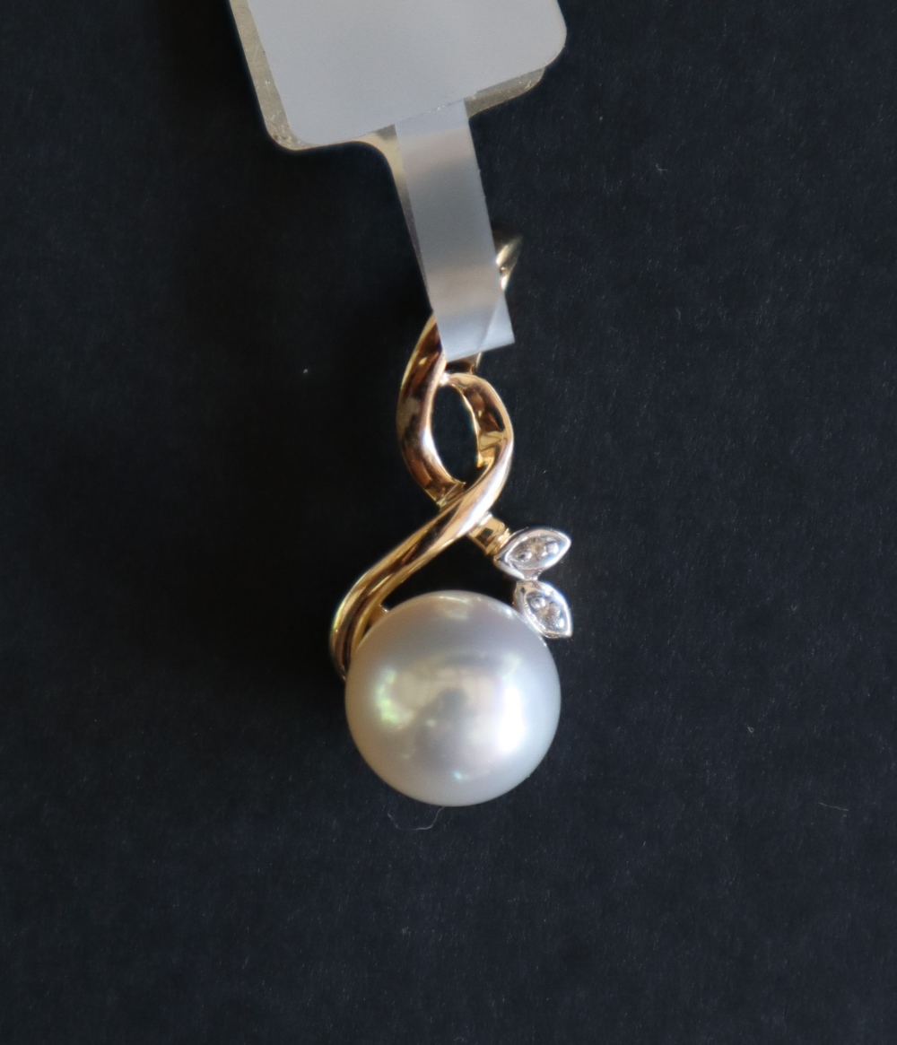 Gemporia - A 9ct gold cultured pearl and white zircon pendant, - Image 4 of 7