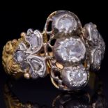 ANTIQUE DIAMOND DRESS RING