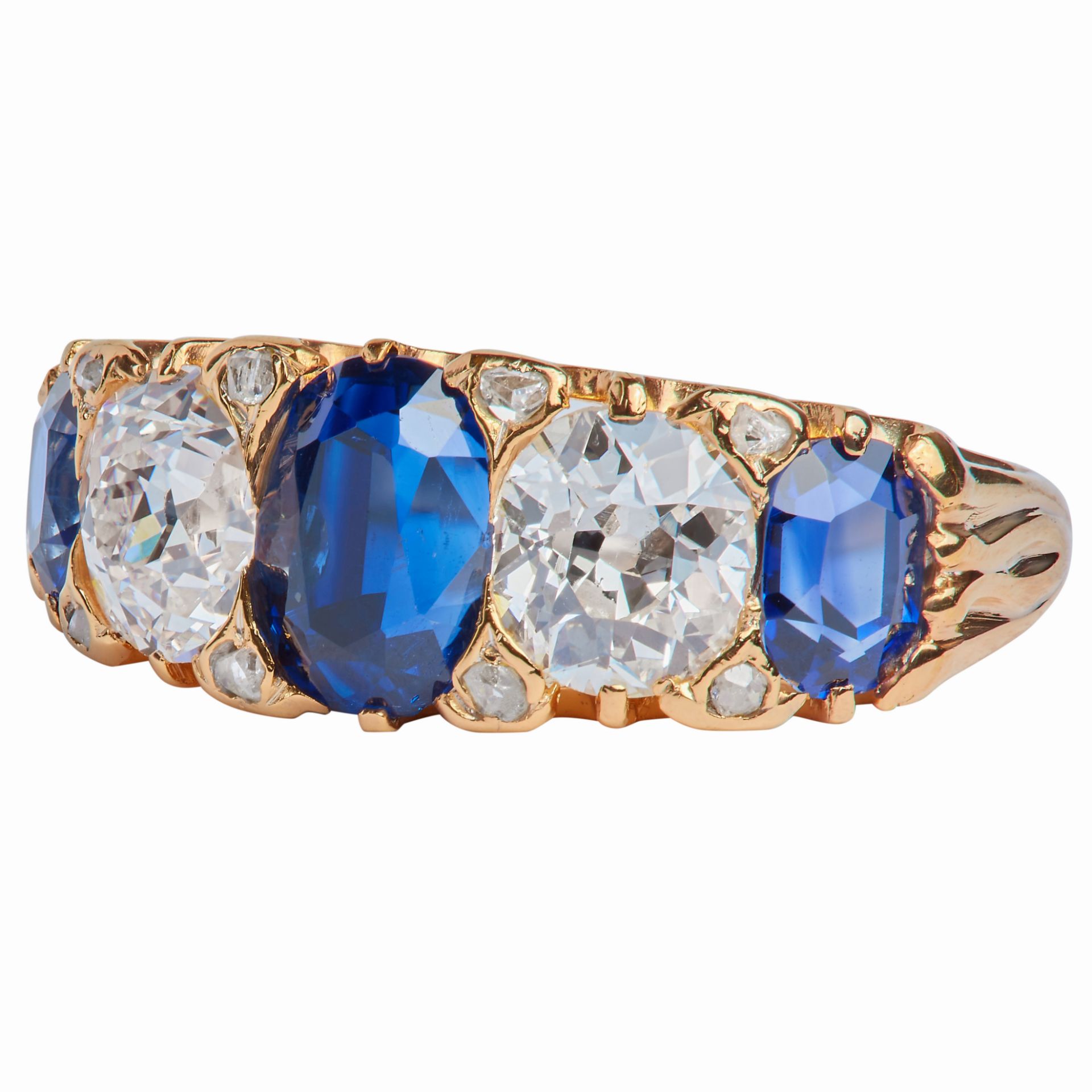 IMPORTANT SAPPHIRE AND DIAMOND 5-STONE RING - Image 2 of 2