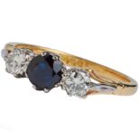 NO RESERVE, SAPPHIRE AND DIAMOND 3-STONE RING