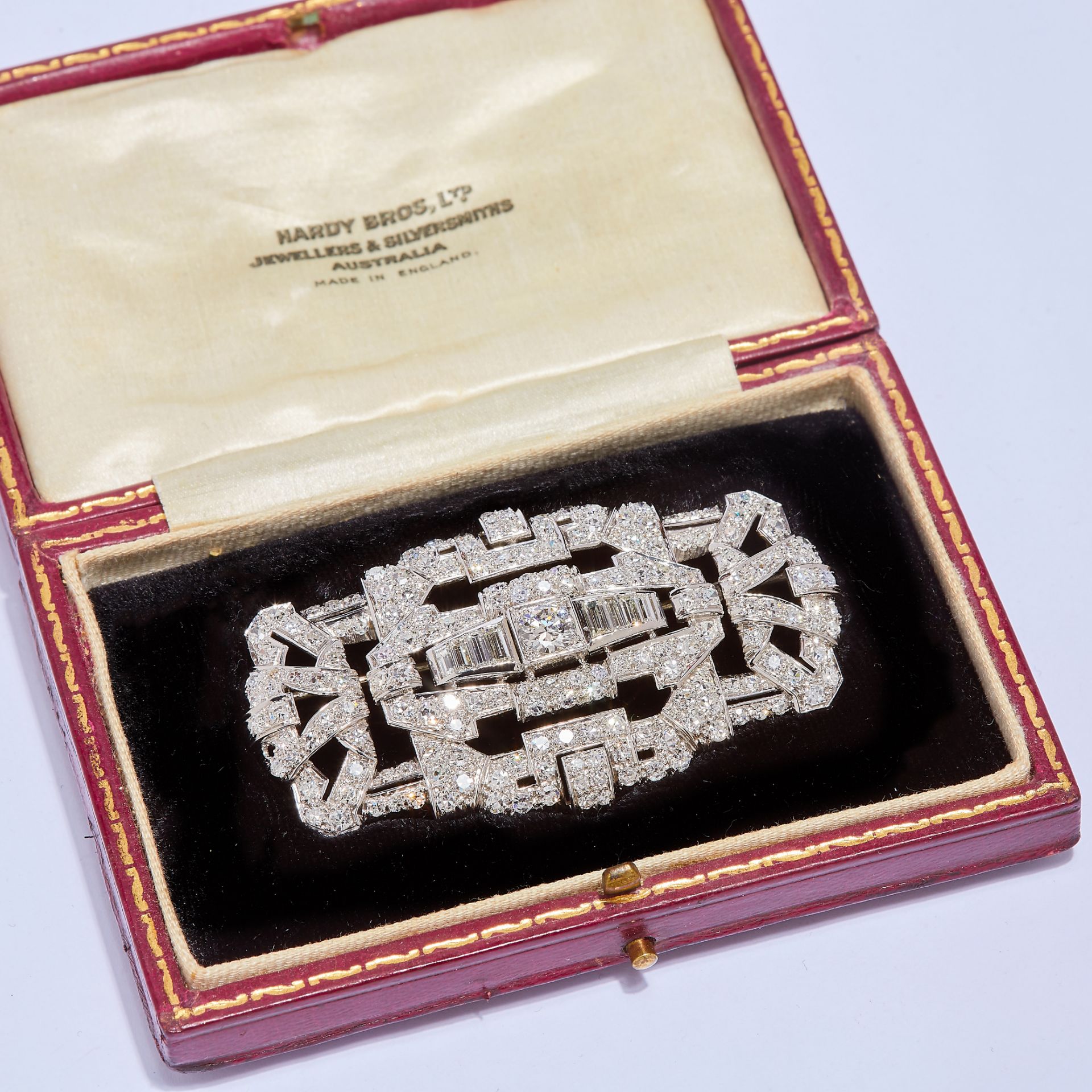 LARGE ART-DECO STYLE DIAMOND BROOCH - Image 2 of 2