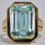 AQUAMARINE SINGLE STONE RING