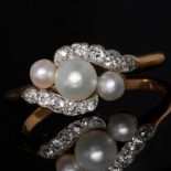 PEARL AND DIAMOND TWIST RING