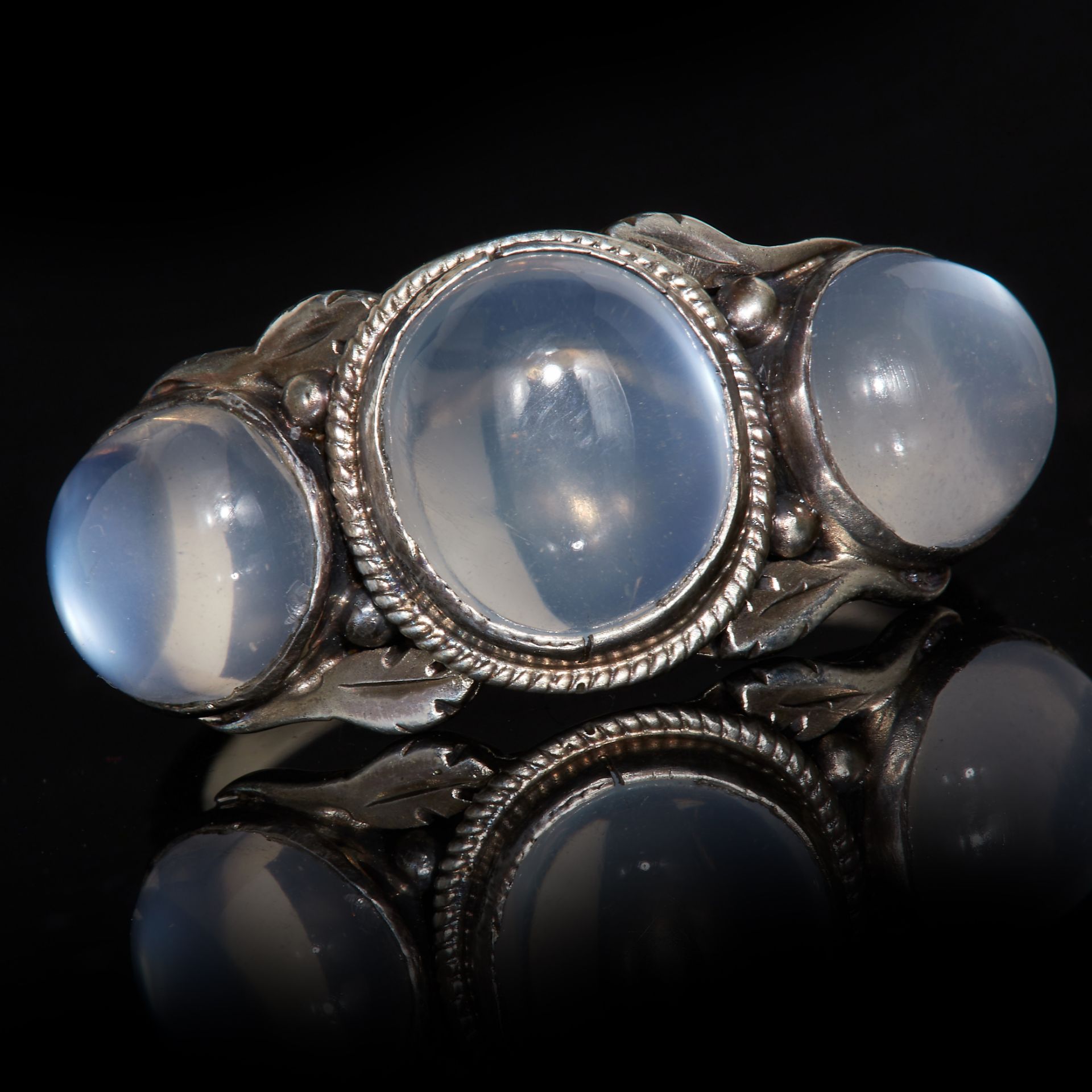 ANTIQUE THREE STONE MOONSTONE RING