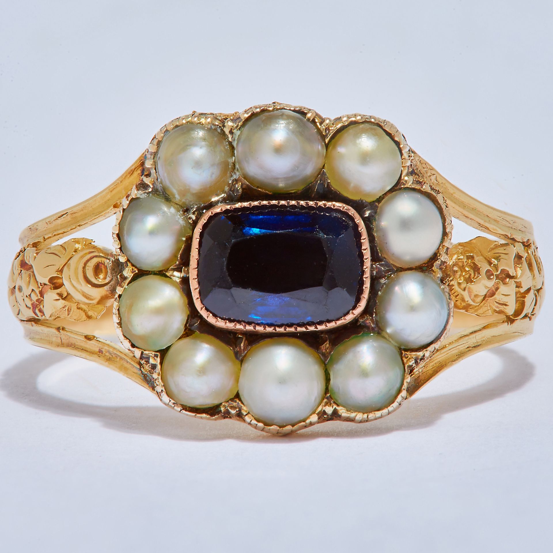 ANTIQUE SAPPHIRE AND PEARL CLUSTER RING