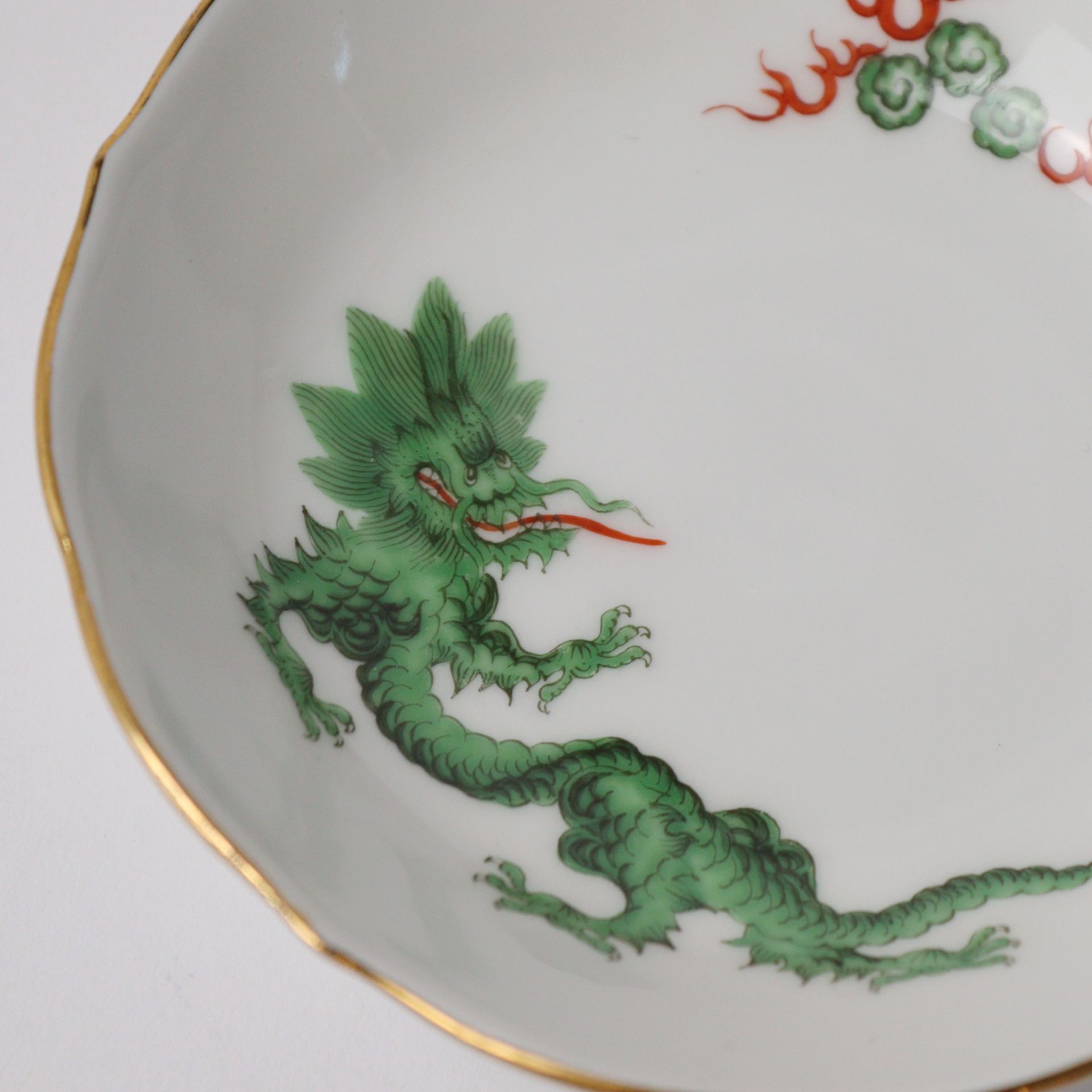 Meissen - "Grüner Ming-Drache" zwei Mokkatassen mit UT - Bild 5 aus 6