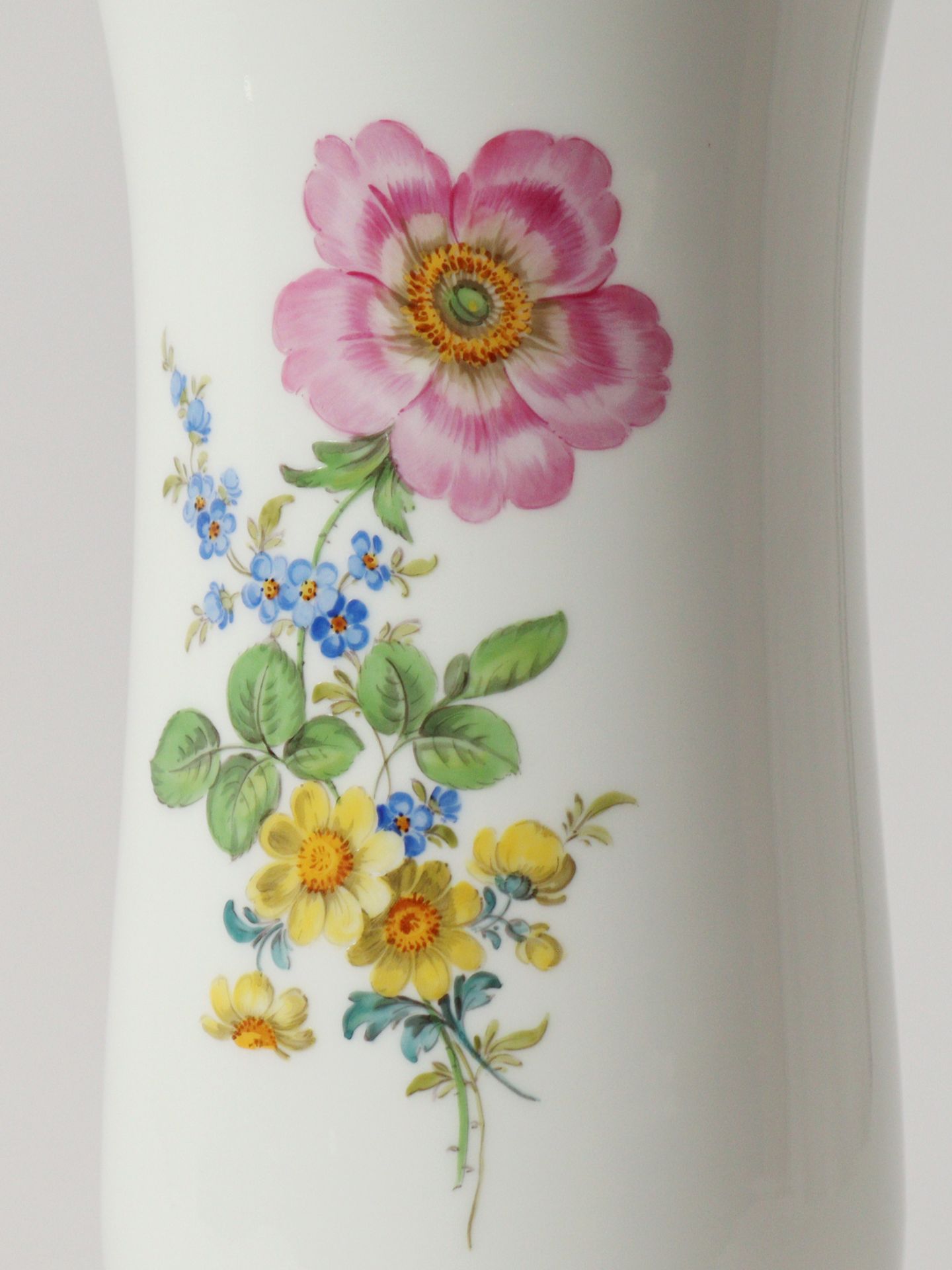 Meissen - "Deutsche Blume" Vase - Image 3 of 5