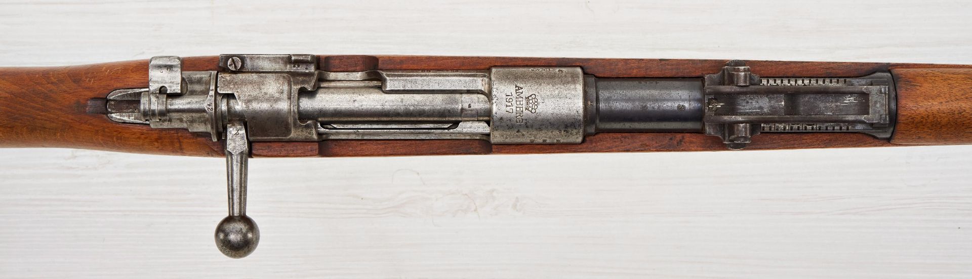 Erlaubnispflichtige Waffen : Gewehr 98 (nummerngleich) der Firma AMBERG aus dem Jahre 1917 im Ka... - Bild 2 aus 4