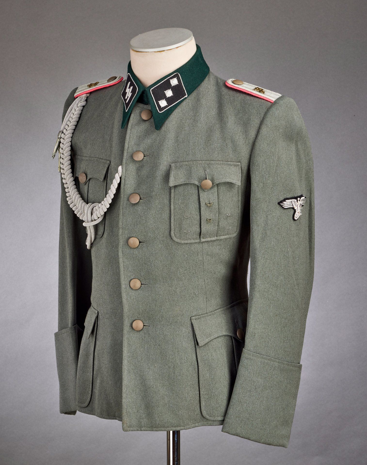 Waffen SS : Feldbluse und Hose für einen Untersturmführer (Panzerjäger) der Waffen - SS. - Bild 2 aus 2