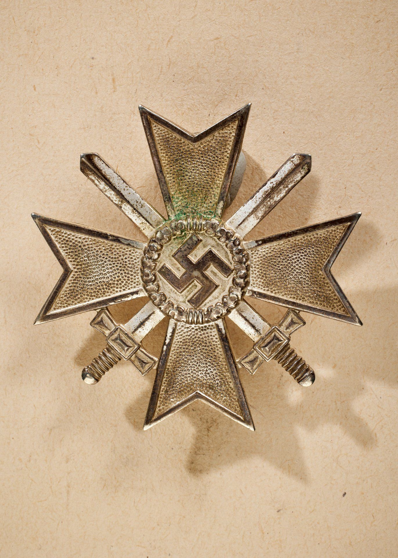 Kriegsverdienstkreuz : Kriegsverdienstkreuz 1. Klasse mit Schwertern, 1939.