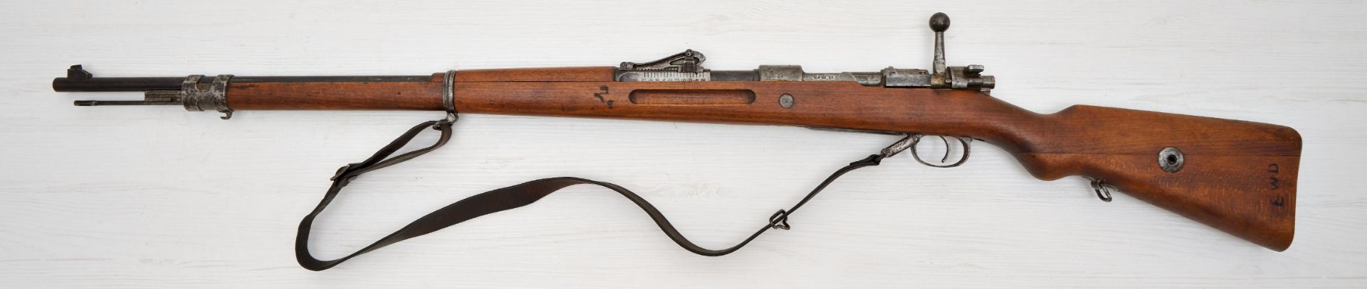 Erlaubnispflichtige Waffen : Gewehr 98 der Firma SPANDAU aus dem Jahre 1914 mit Visiersockel für...