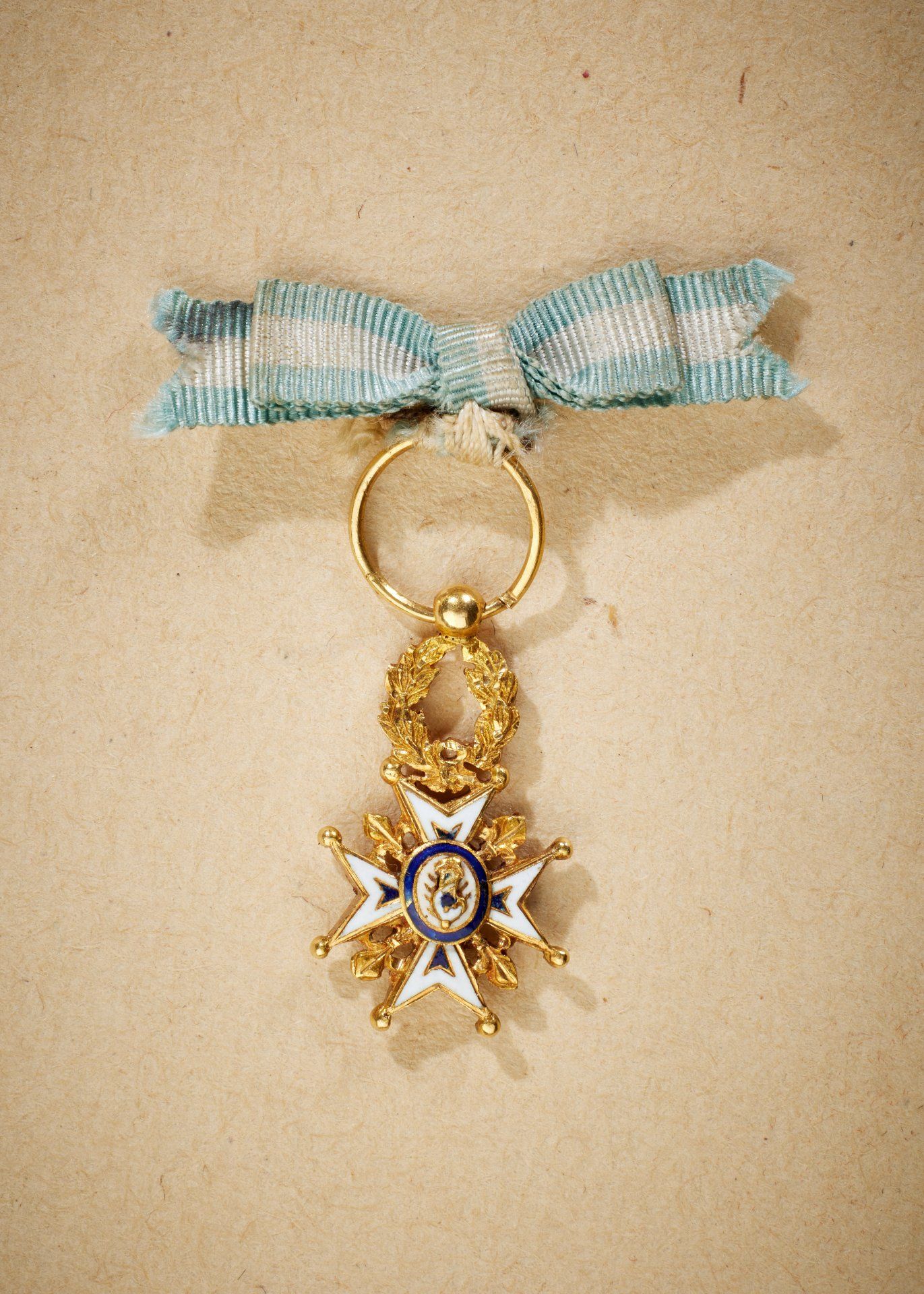 Spanien : Spanien: Orden Karl III. Miniatur des Ordenskreuzes.