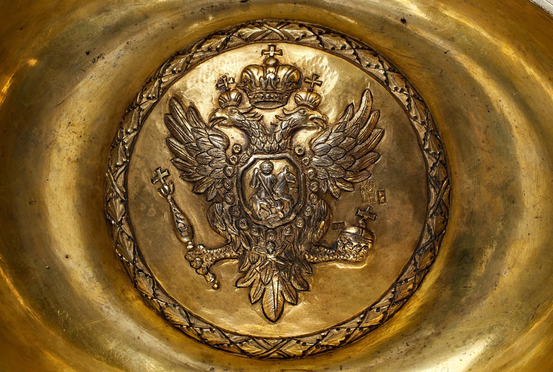 Rußland : Hochbedeutender Imperialer Kovsh - Geschenk der Kaiserin Elisabeth Petrowna. - Image 2 of 20