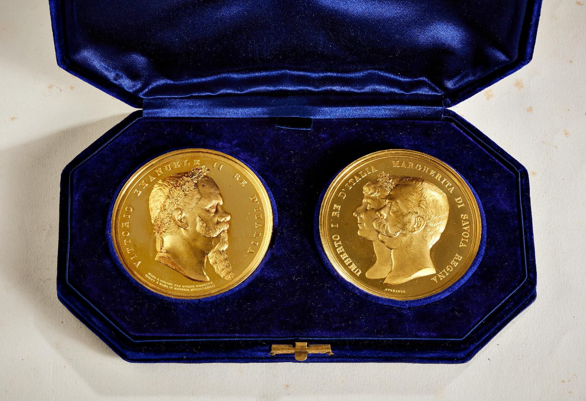 Königreich Italien - Königreich Sardinien : Set von zwei schweren Goldmedaillen aus dem italieni... - Image 9 of 18
