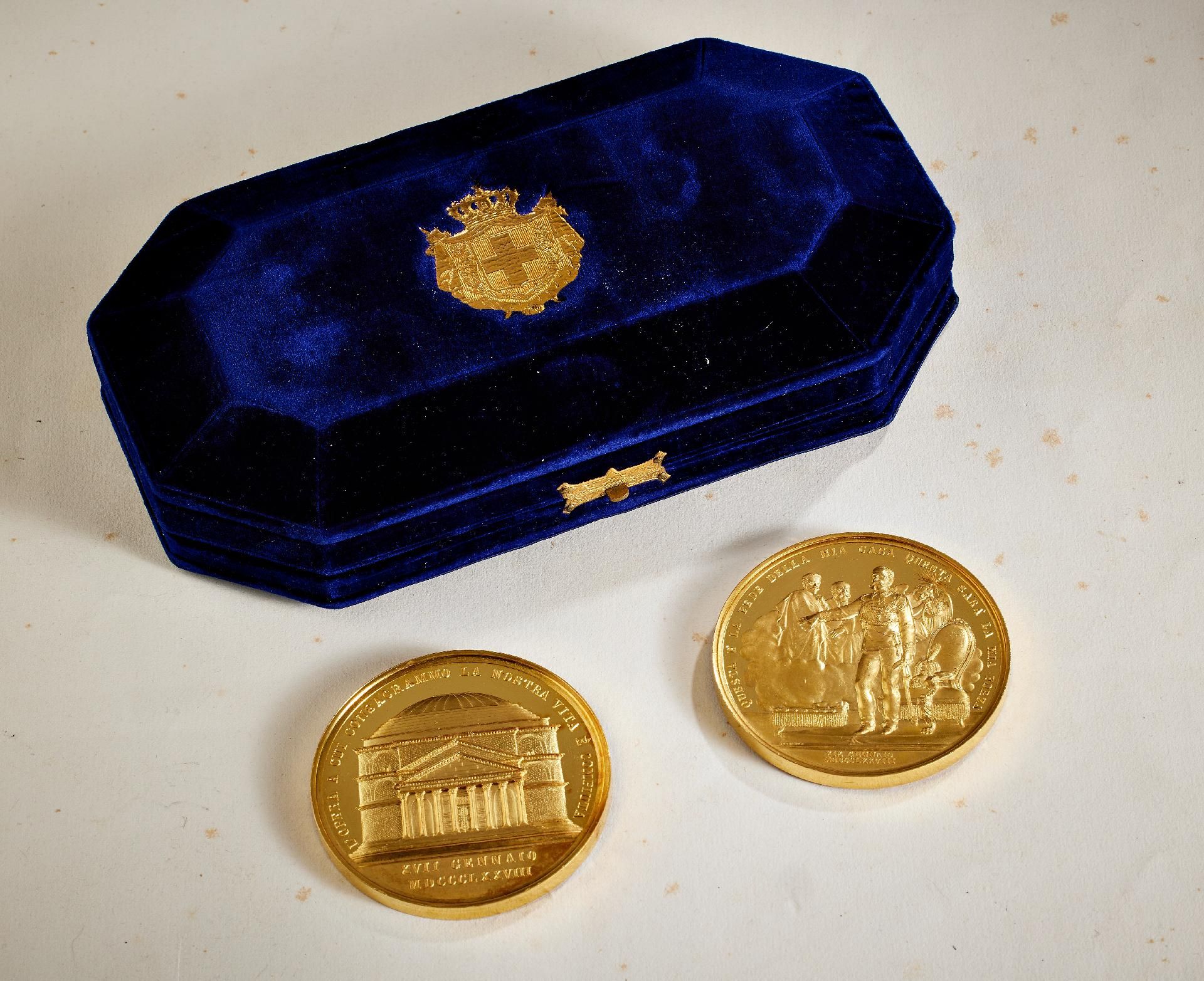 Königreich Italien - Königreich Sardinien : Set von zwei schweren Goldmedaillen aus dem italieni... - Image 14 of 18
