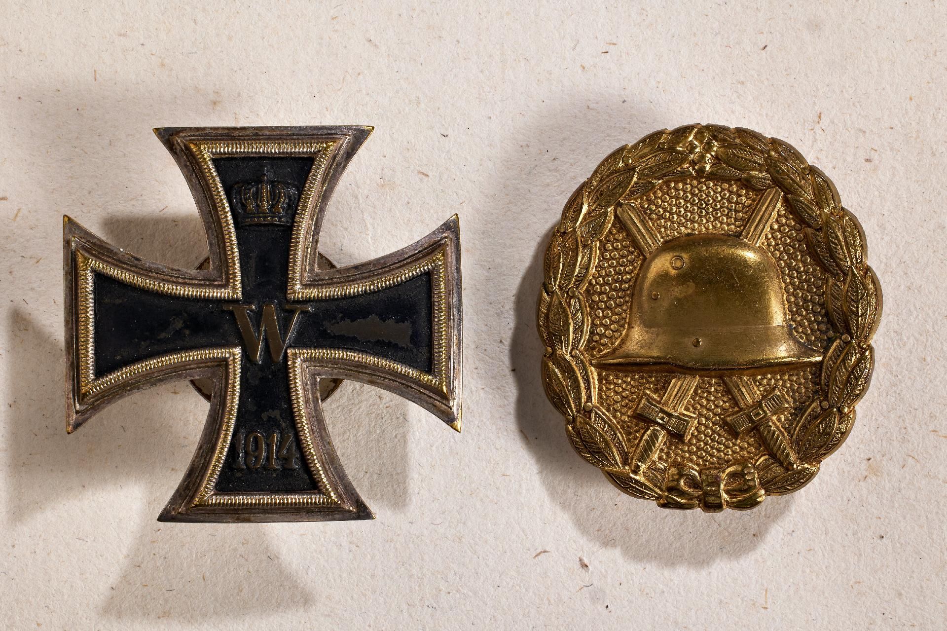 1.Weltkrieg : Eisernes Kreuz 1. Klasse 1914 und Goldenes Verwundetenabzeichen.