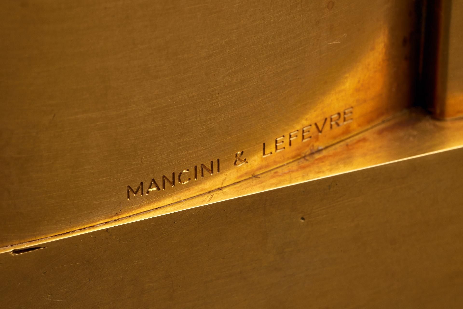 Vitrinenobjekte und Preziosen : Goldene Skulptur des Altare della Patria (Monumento Nazionale a ... - Image 5 of 8