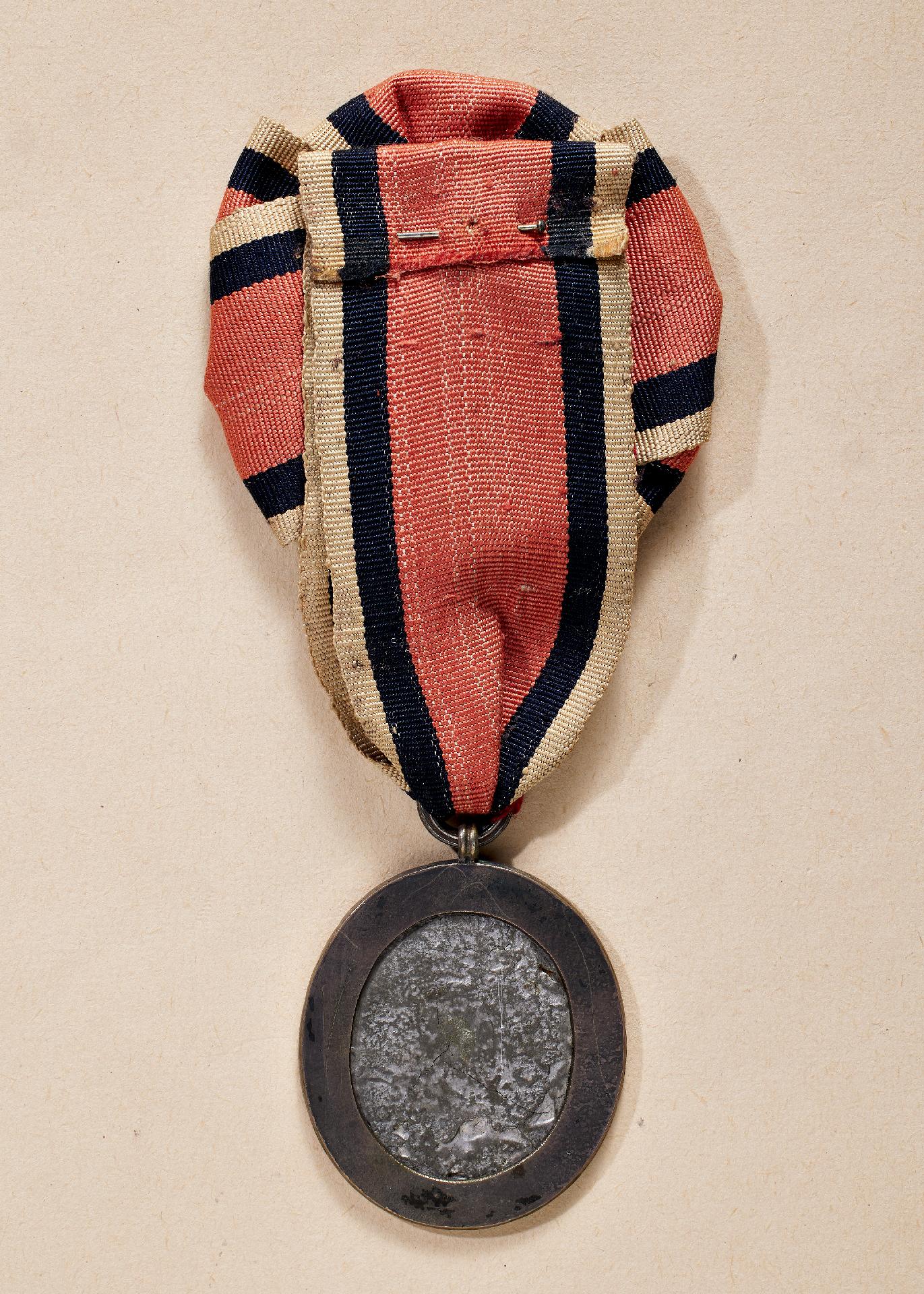 Frankreich : Insignie der Vereinigung der Eroberer der Bastille (Médaille - Insigne de L'Associa... - Image 2 of 2