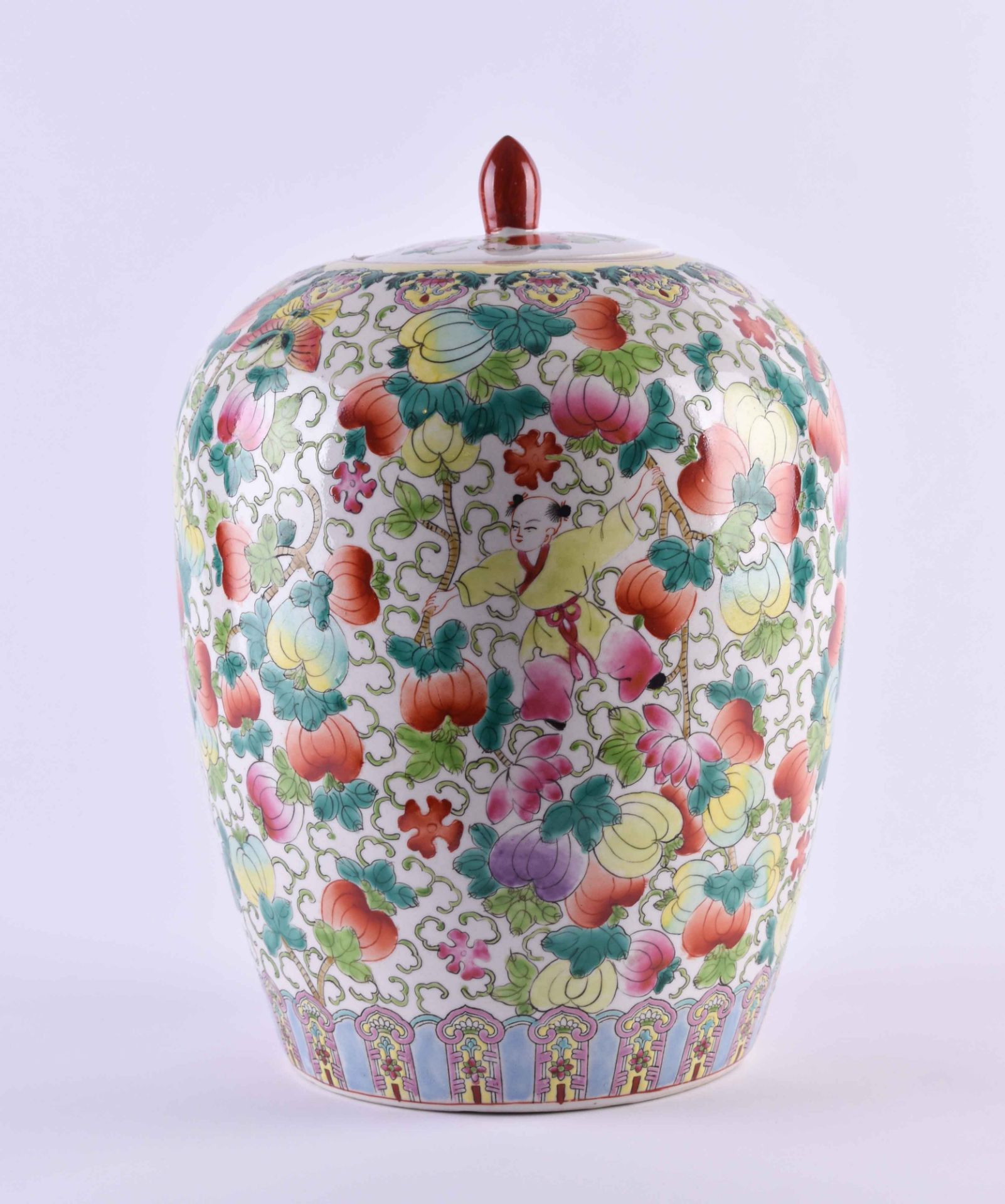 Lidded vessel China 19th /20th century - Image 2 of 6