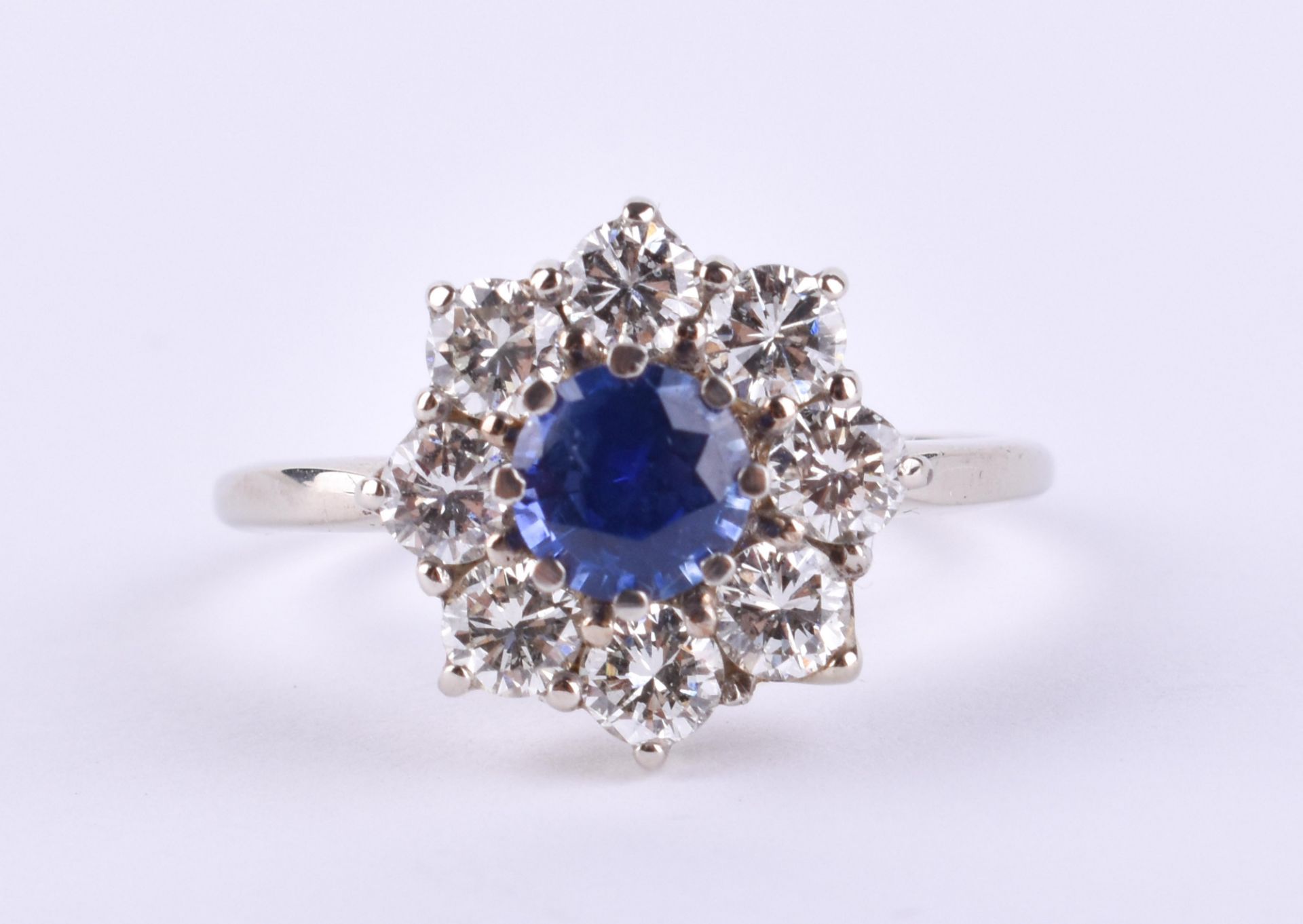 Sapphire - brilliant ring