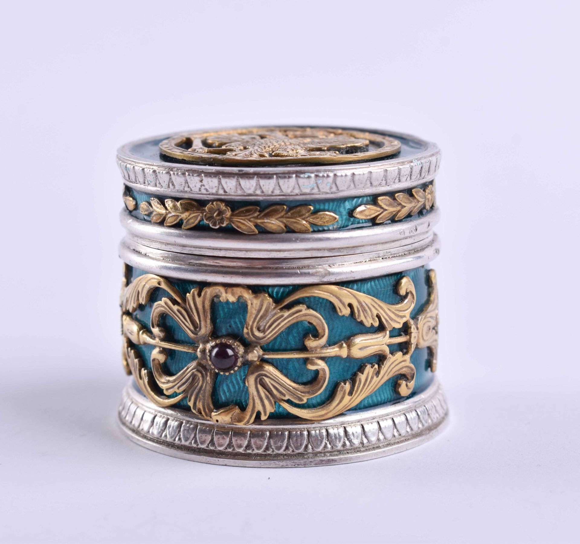 Cloisonne Pillendose Russland