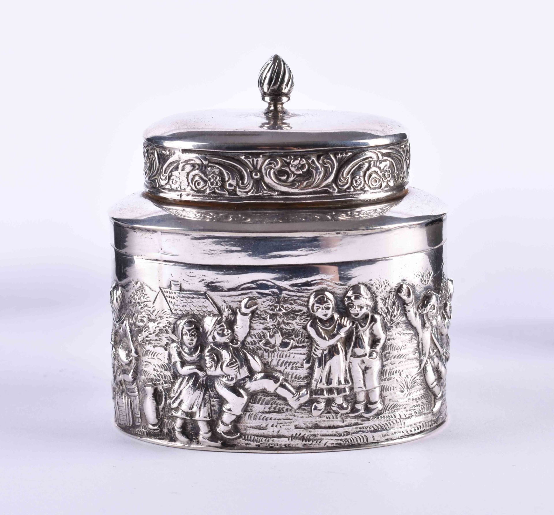 Lidded box 19th century