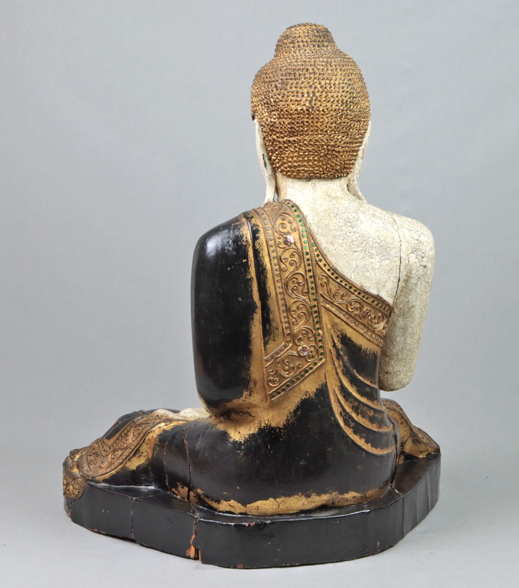 sitzender Buddha - Bild 7 aus 10