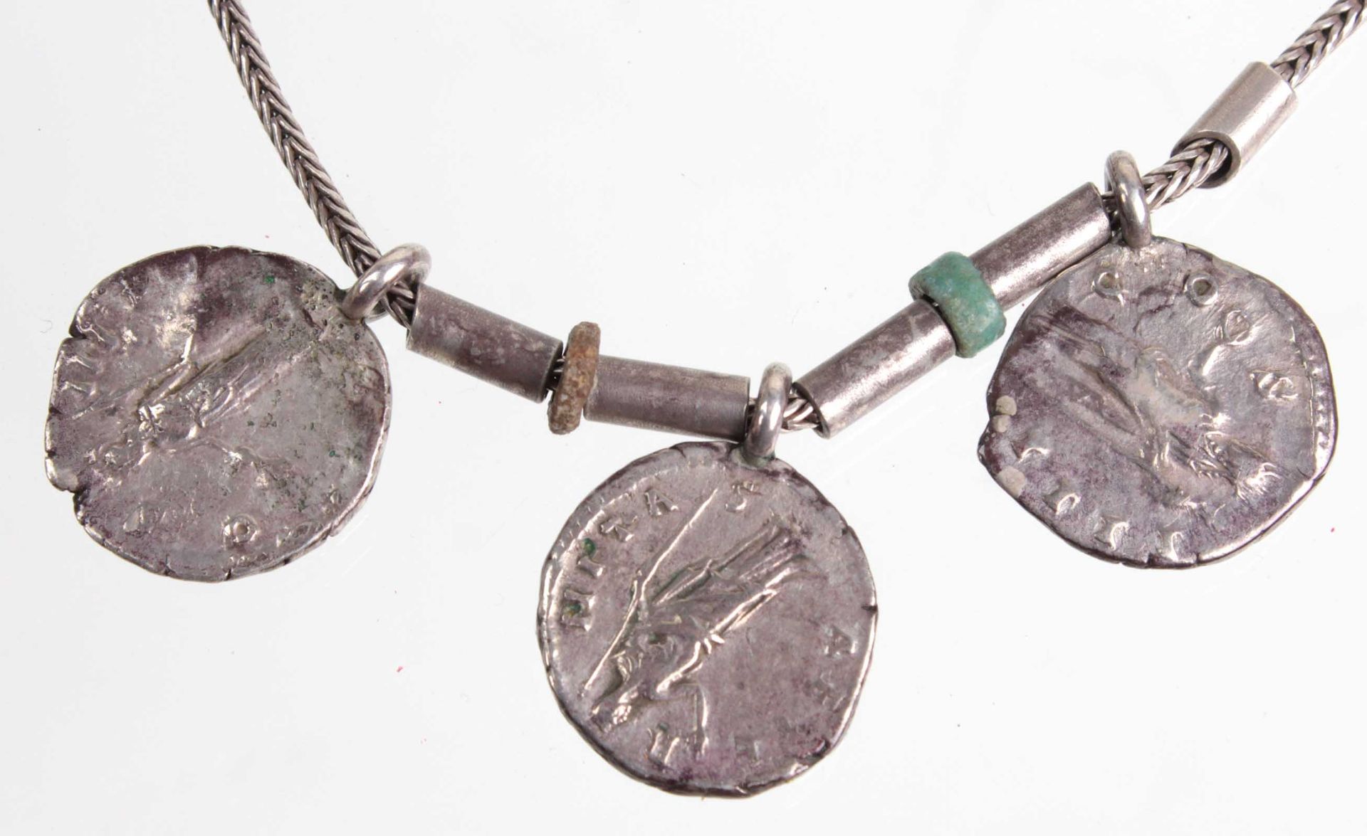 Kette mit antiken römischen Münzen - Bild 3 aus 3