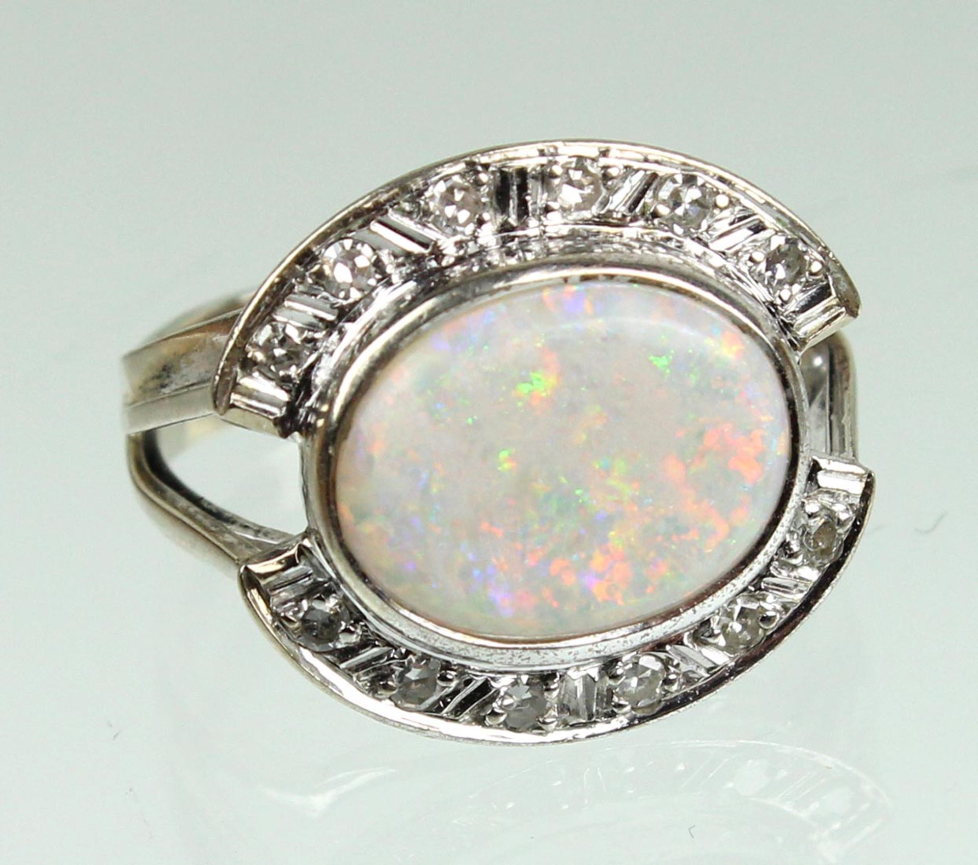 Edel Opal Ring mit Diamanten - WG 585