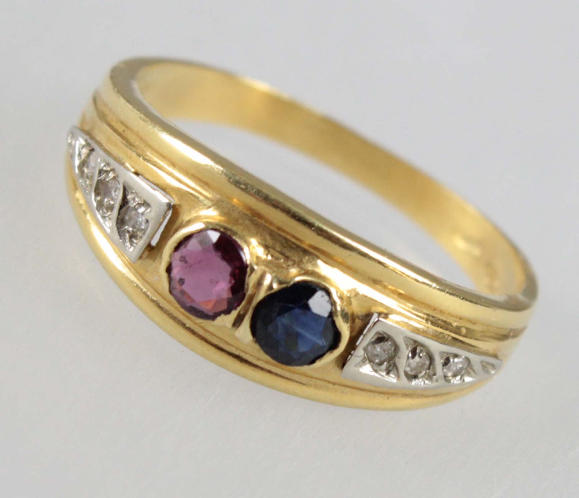 Saphir Rubin Ring mit Brillanten - GG 750