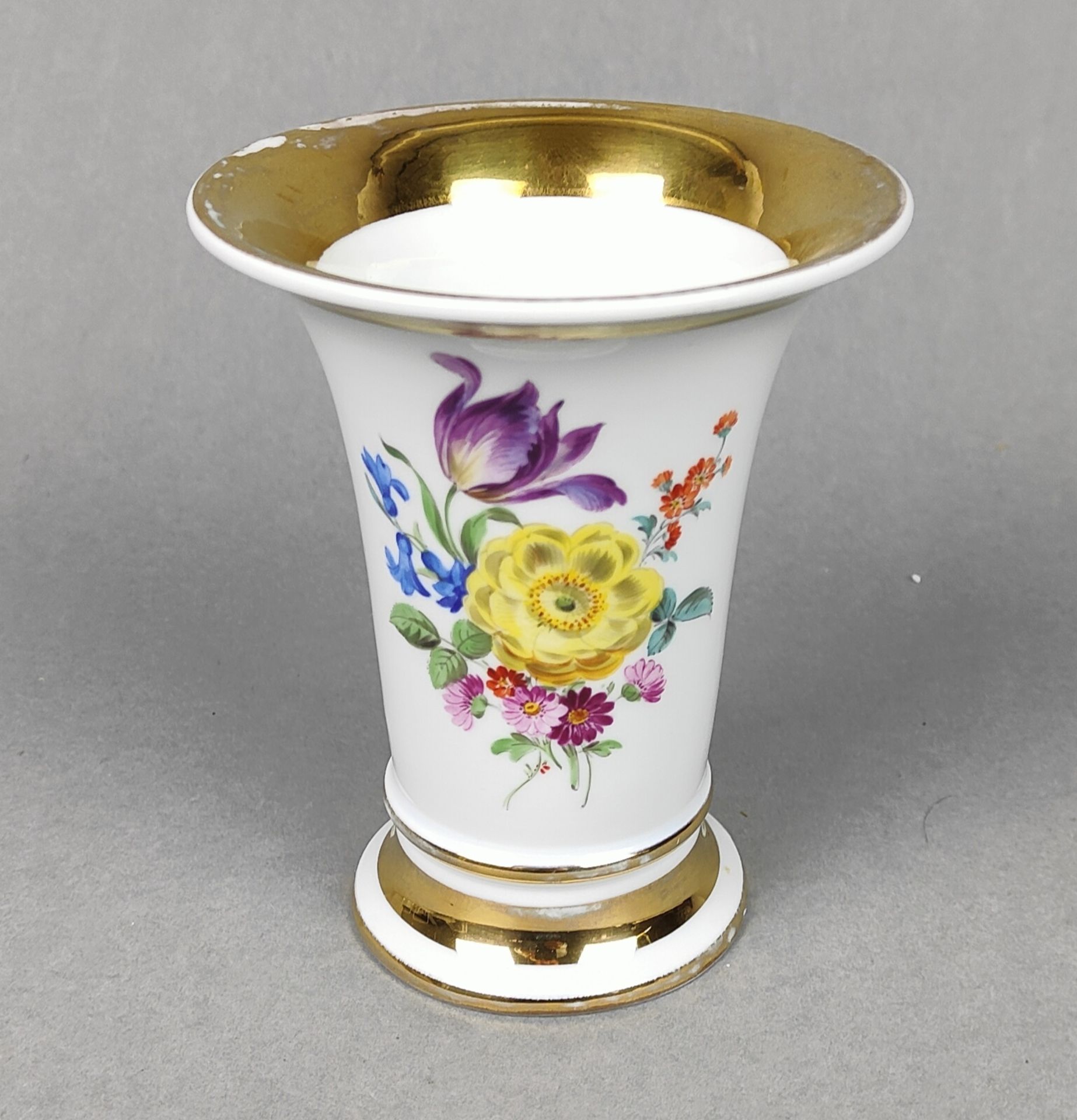 Meissen Trichtervase *Blütenbouquet*