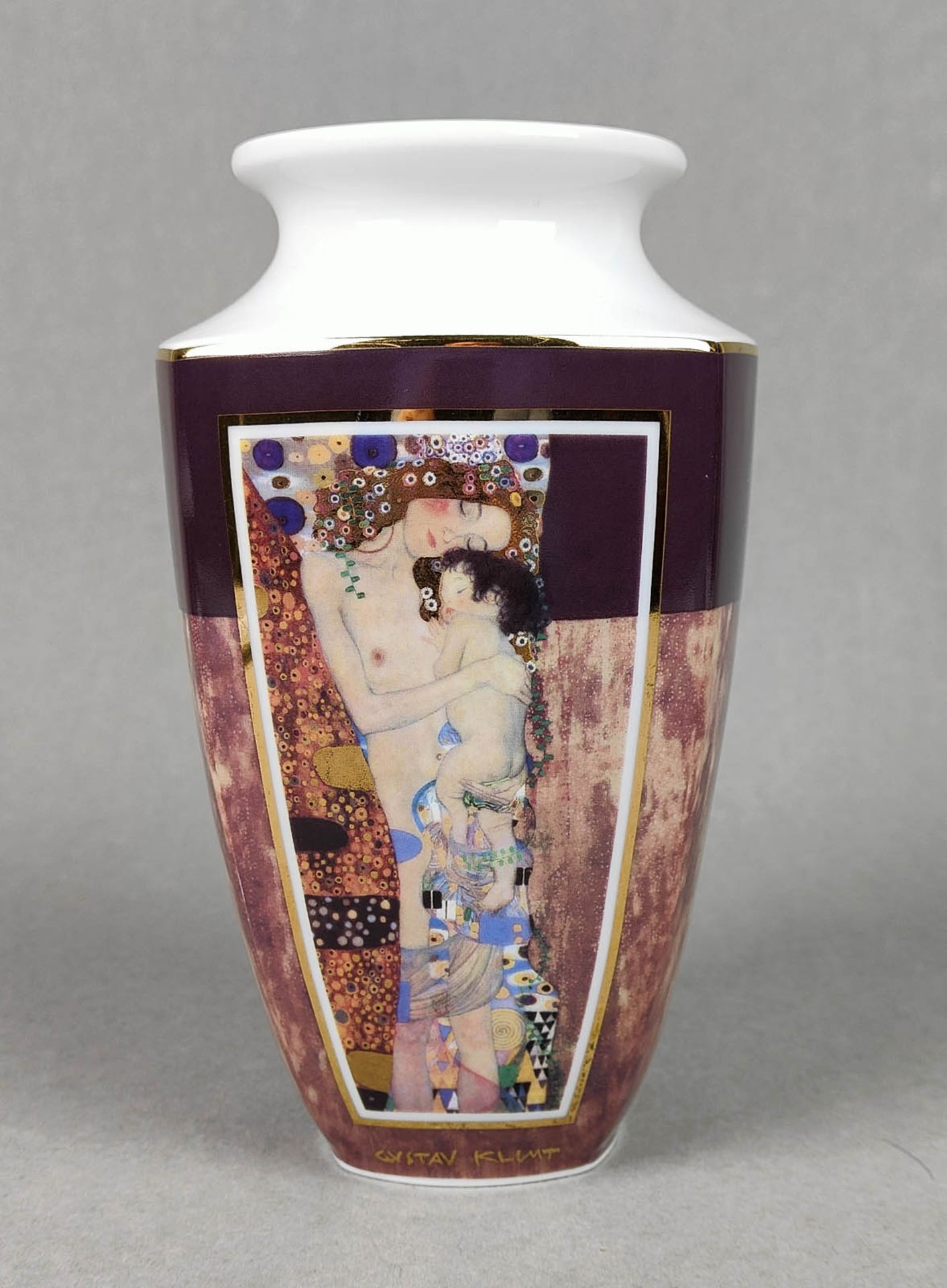 Vase Artis Orbis *Gustav Klimt*