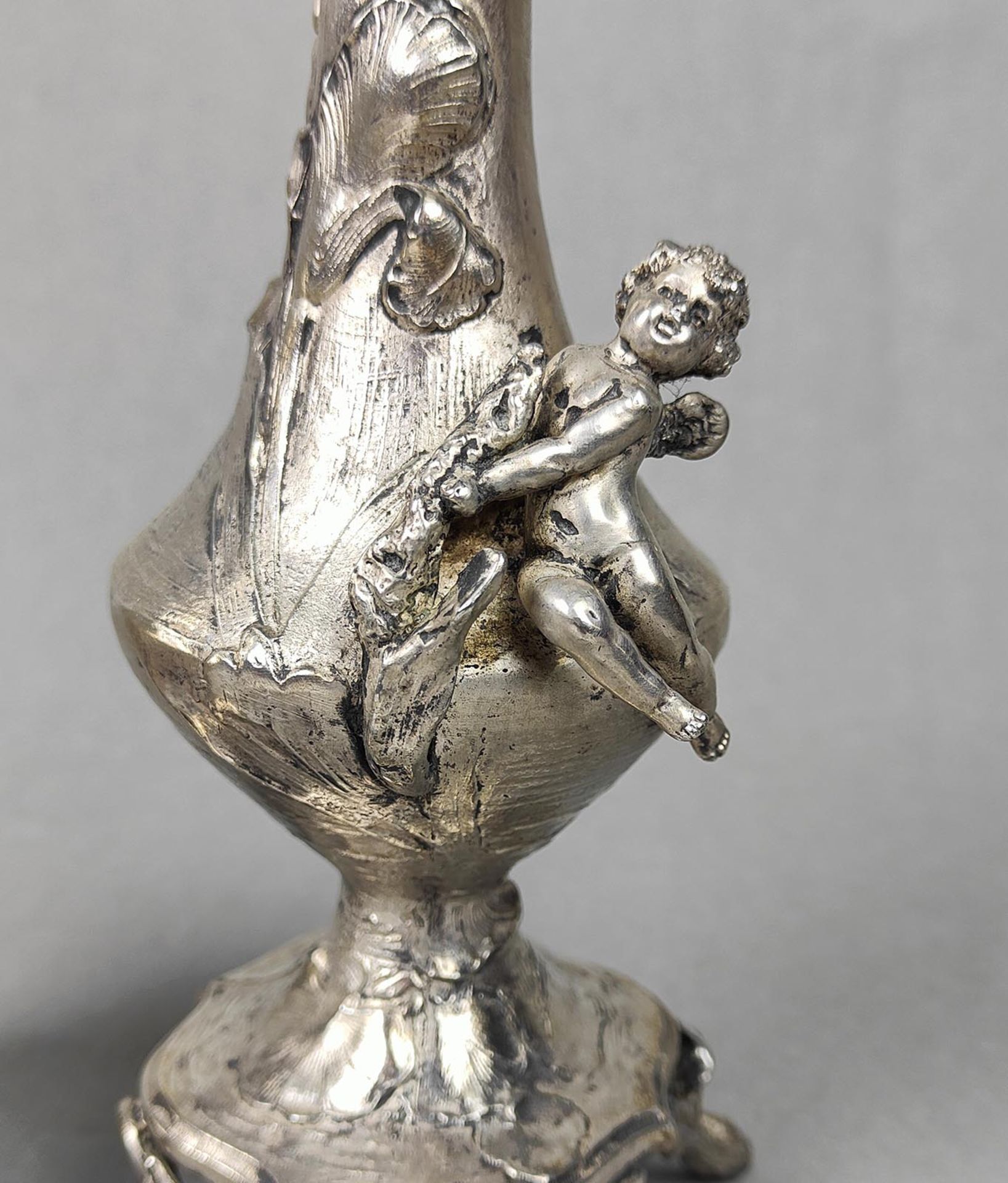 Jugendstil Vasenpaar mit Putto - Image 3 of 4