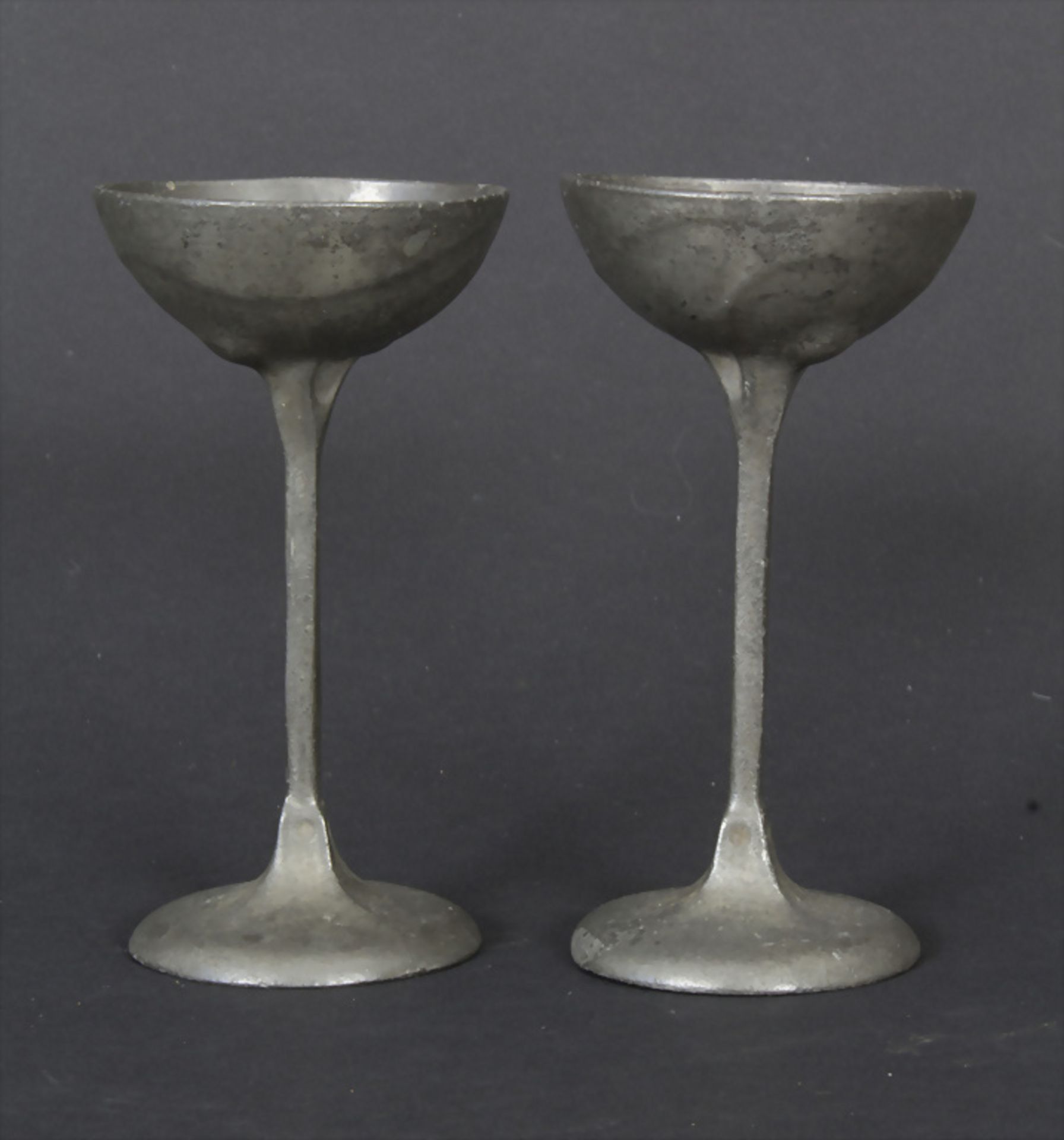 Paar Jugendstil Likörschalen / A pair of Art Nouveau liqueur goblets, Kayserzinn, J.P. Kayser ...