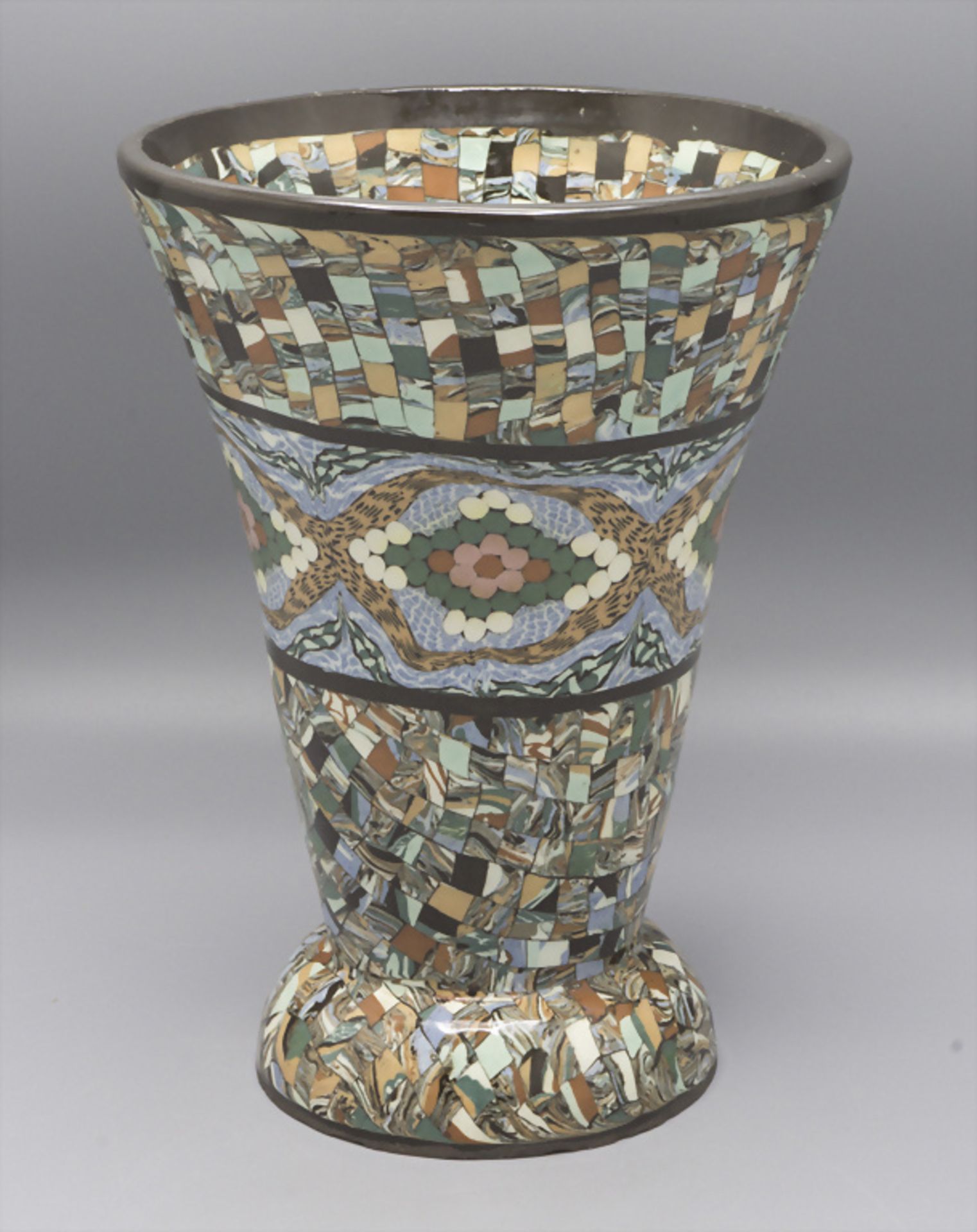 Art Déco Ziervase / An Art Deco decorative ceramic vase, Jean Gerbino, Vallauris, um 1935