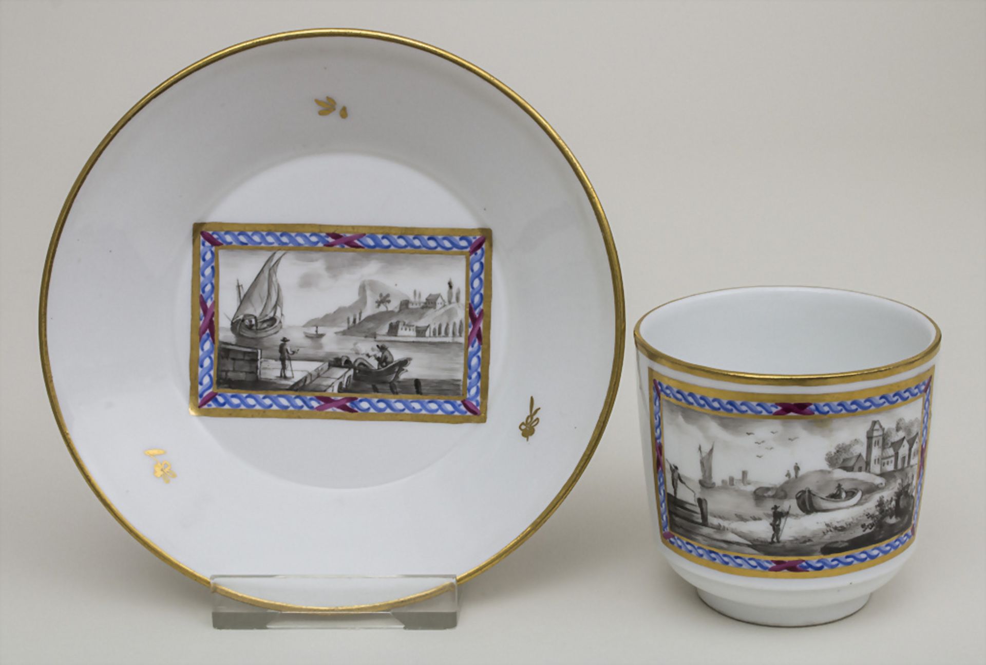 Ansichtentasse und Untertasse / A cup and saucer with landscapes, Höchst, Ende 18. Jh.